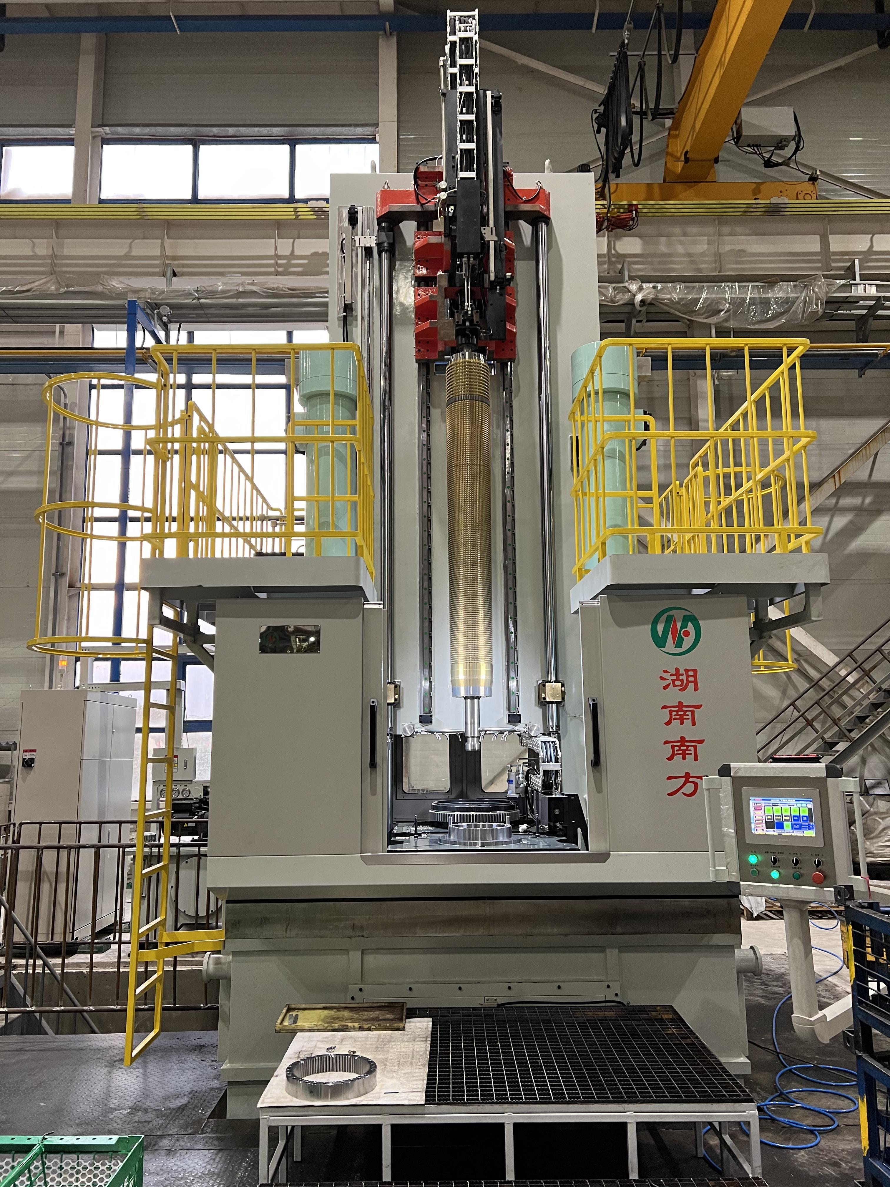 LG55100下(xia)拉式(shi)内拉(la)床（大(da)噸位(wei)）